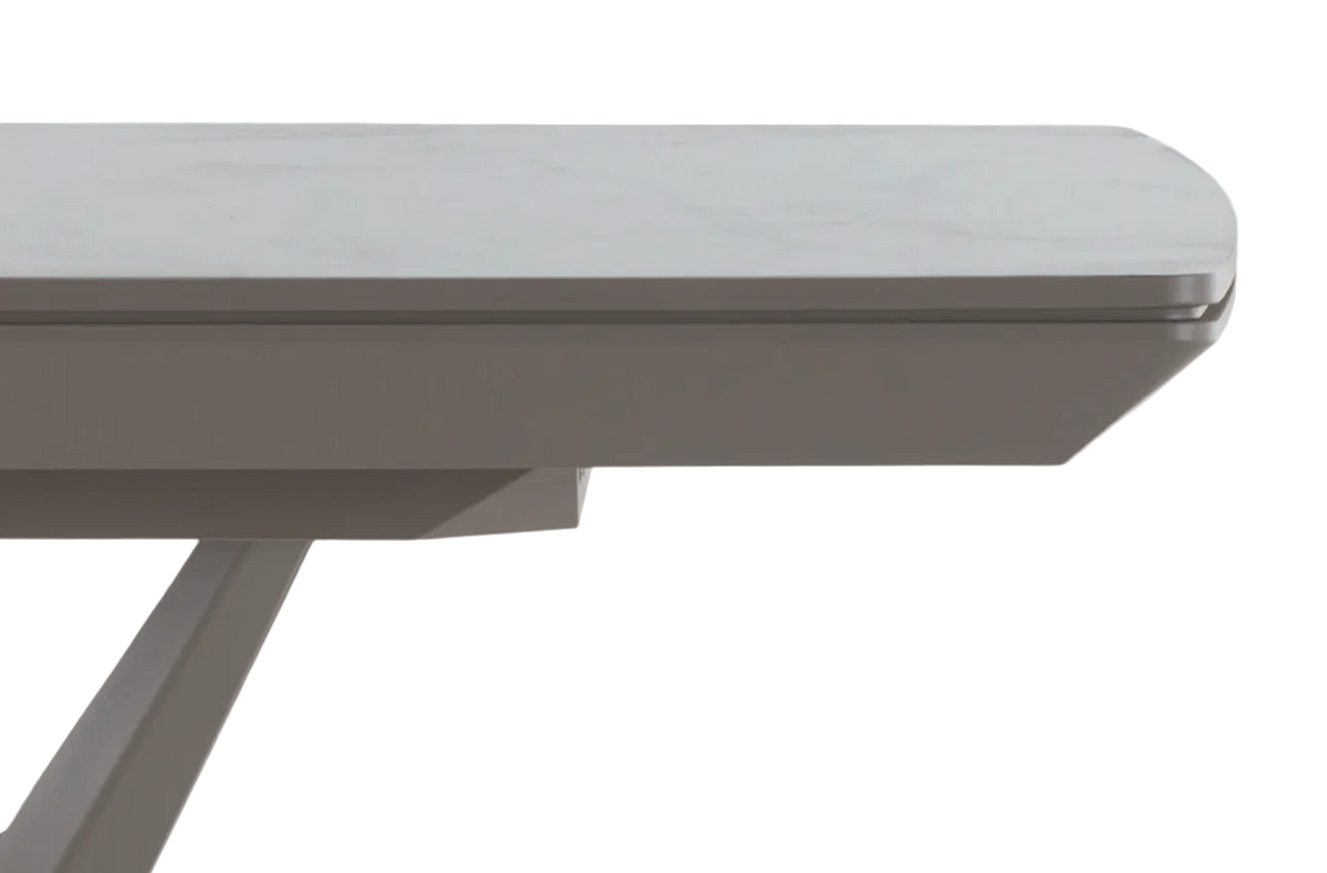 Megane utdragbart matbord 130–226 cm